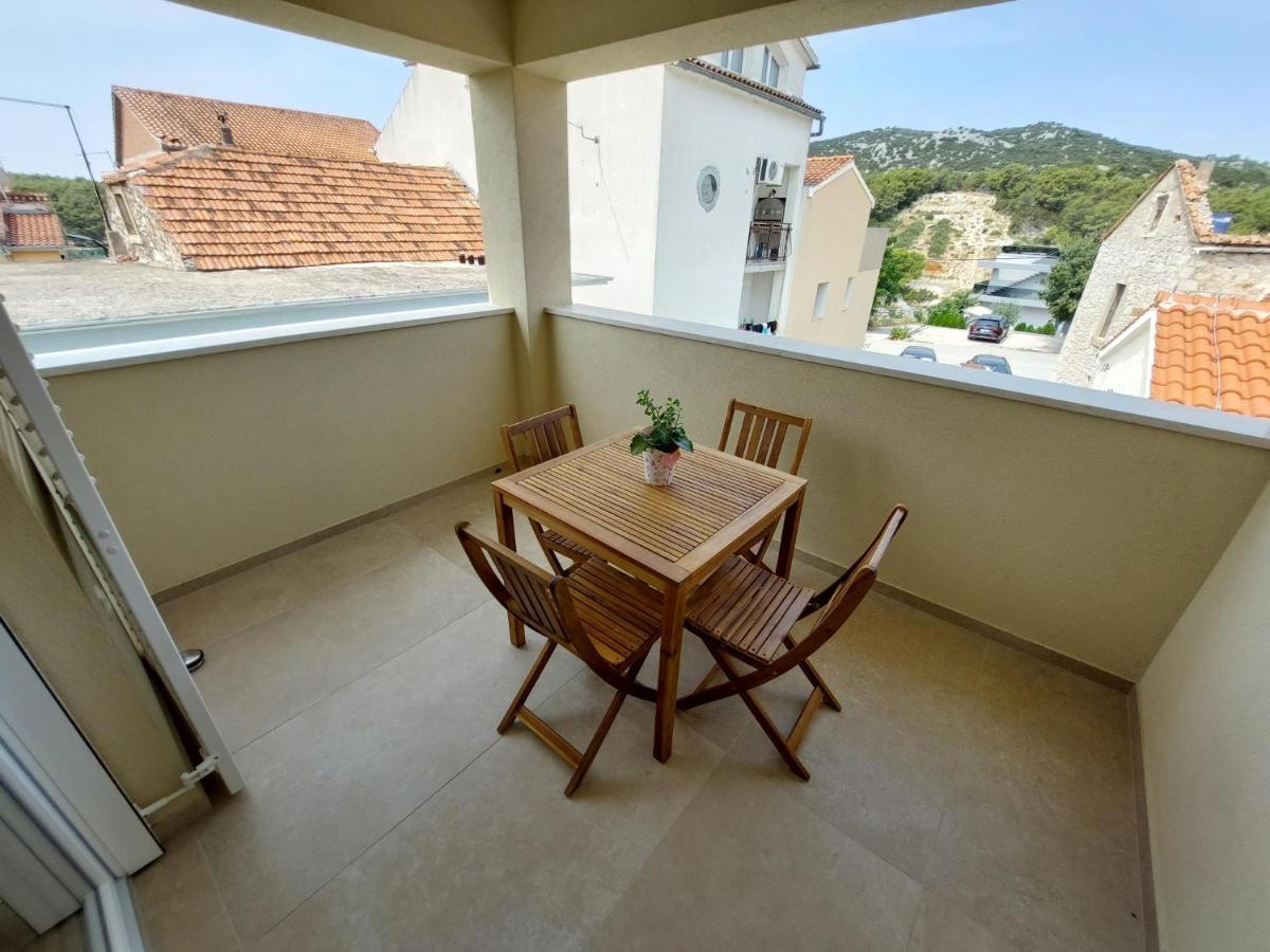 Seashells Apartments Tribunj ตรีบูนย์ ภายนอก รูปภาพ