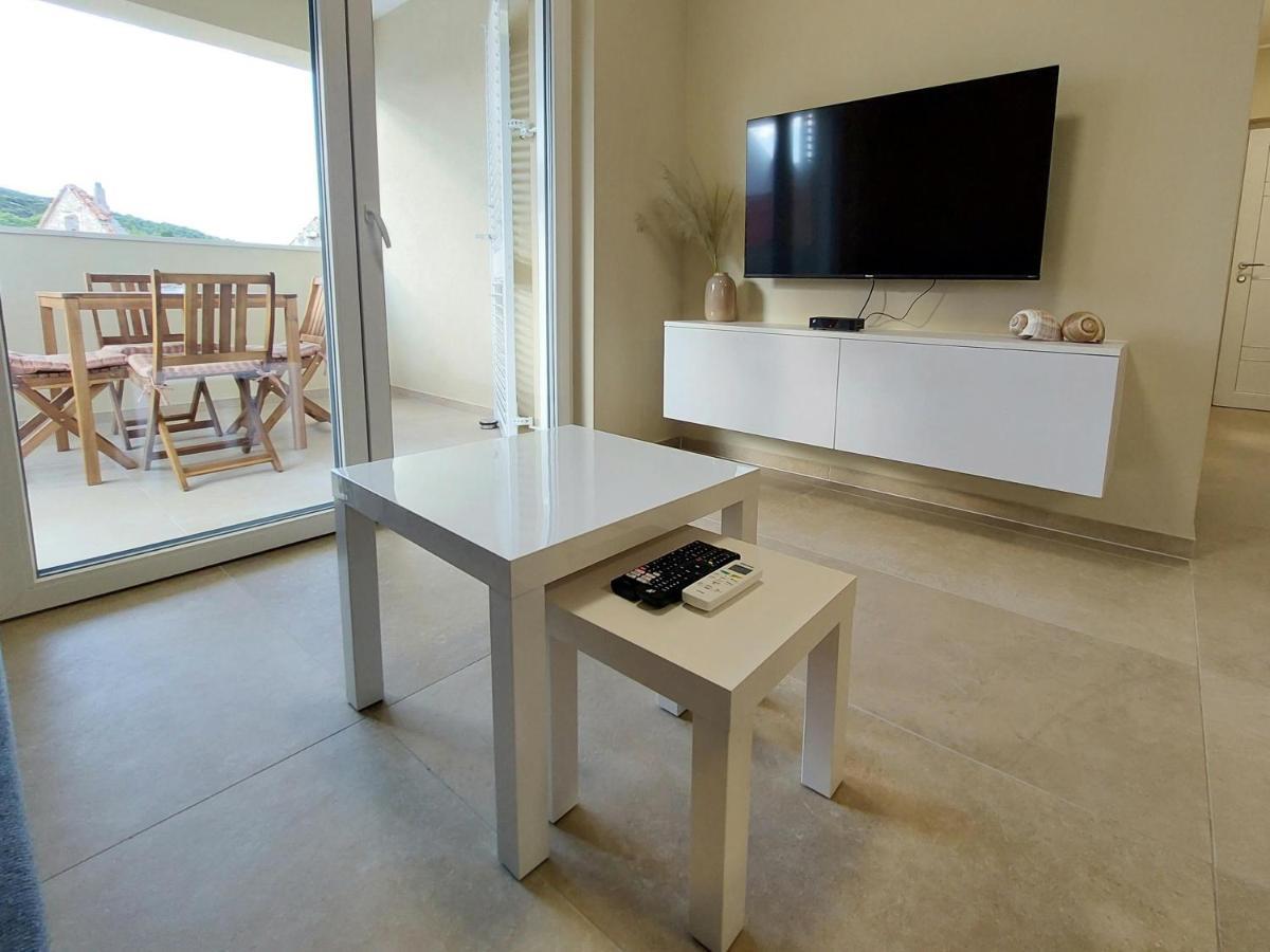 Seashells Apartments Tribunj ตรีบูนย์ ภายนอก รูปภาพ