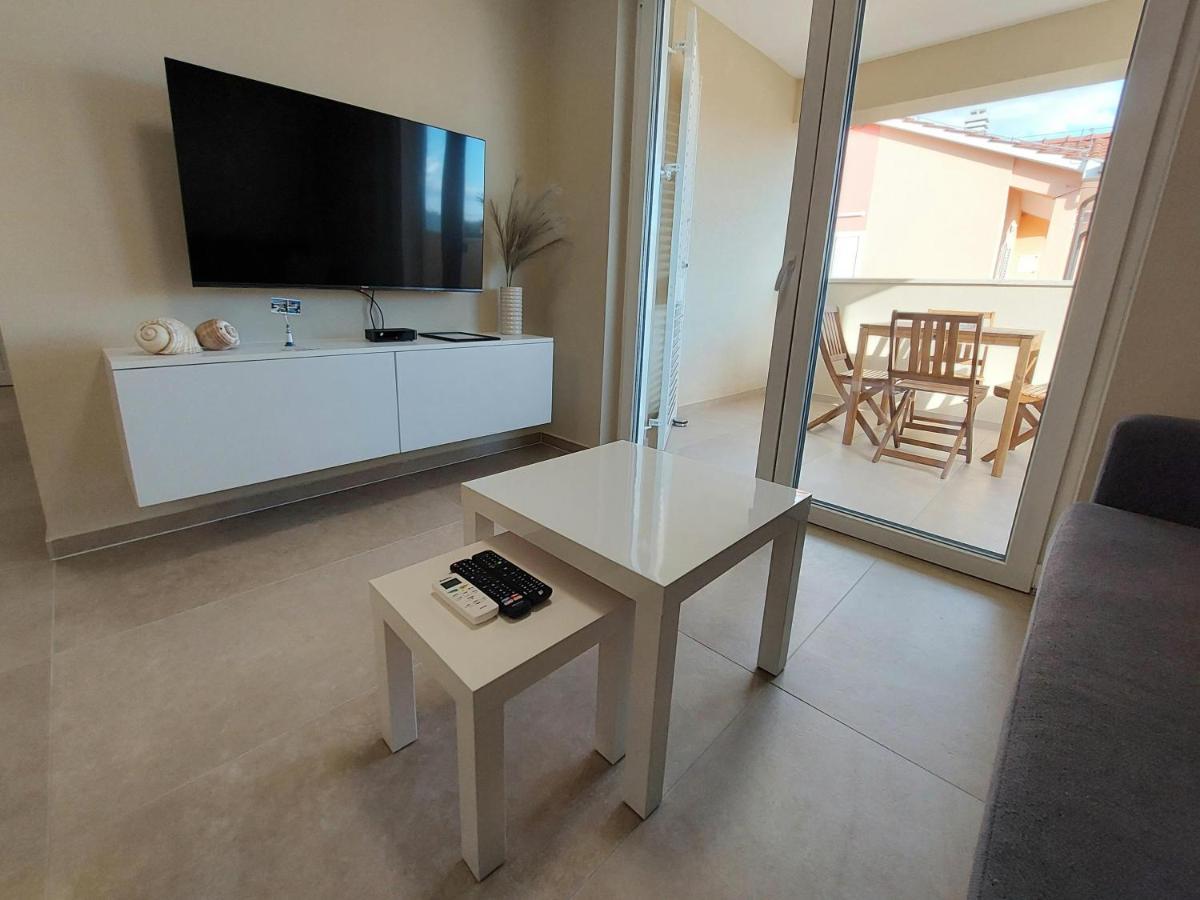 Seashells Apartments Tribunj ตรีบูนย์ ภายนอก รูปภาพ